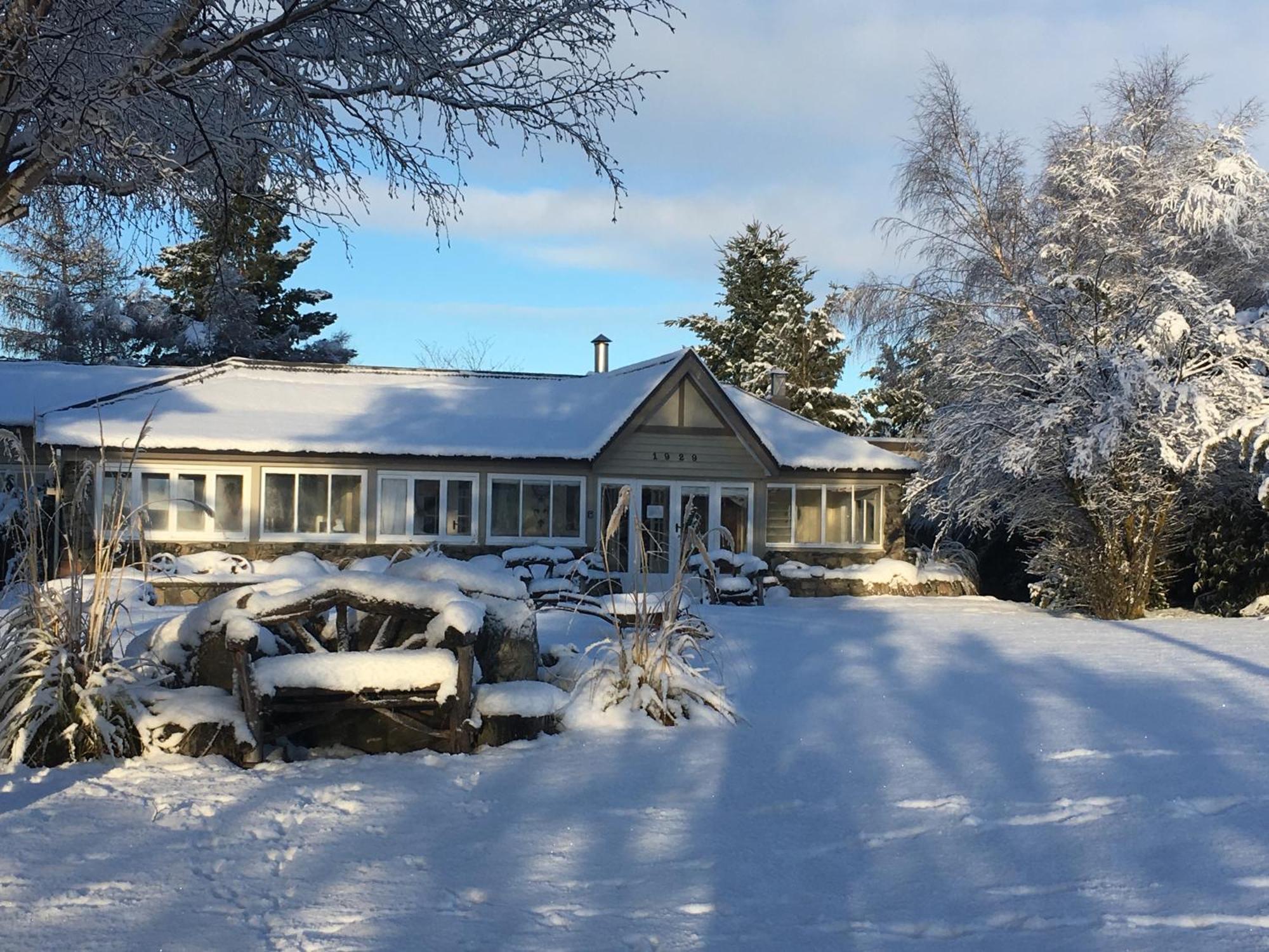 Tekapo1929 Lakefront Villa เลคเทคาโป ภายนอก รูปภาพ