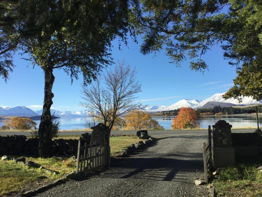 Tekapo1929 Lakefront Villa เลคเทคาโป ภายนอก รูปภาพ