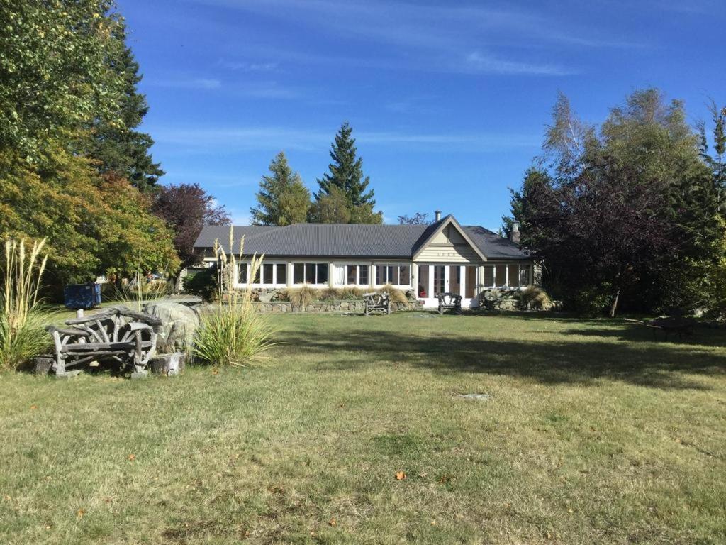 Tekapo1929 Lakefront Villa เลคเทคาโป ภายนอก รูปภาพ