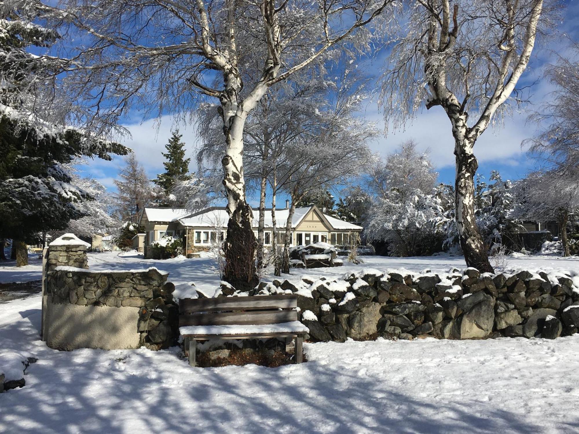 Tekapo1929 Lakefront Villa เลคเทคาโป ภายนอก รูปภาพ